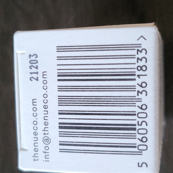 The Nue C° Tropical-C Skincare Booster Powder - Picture 5 of 6